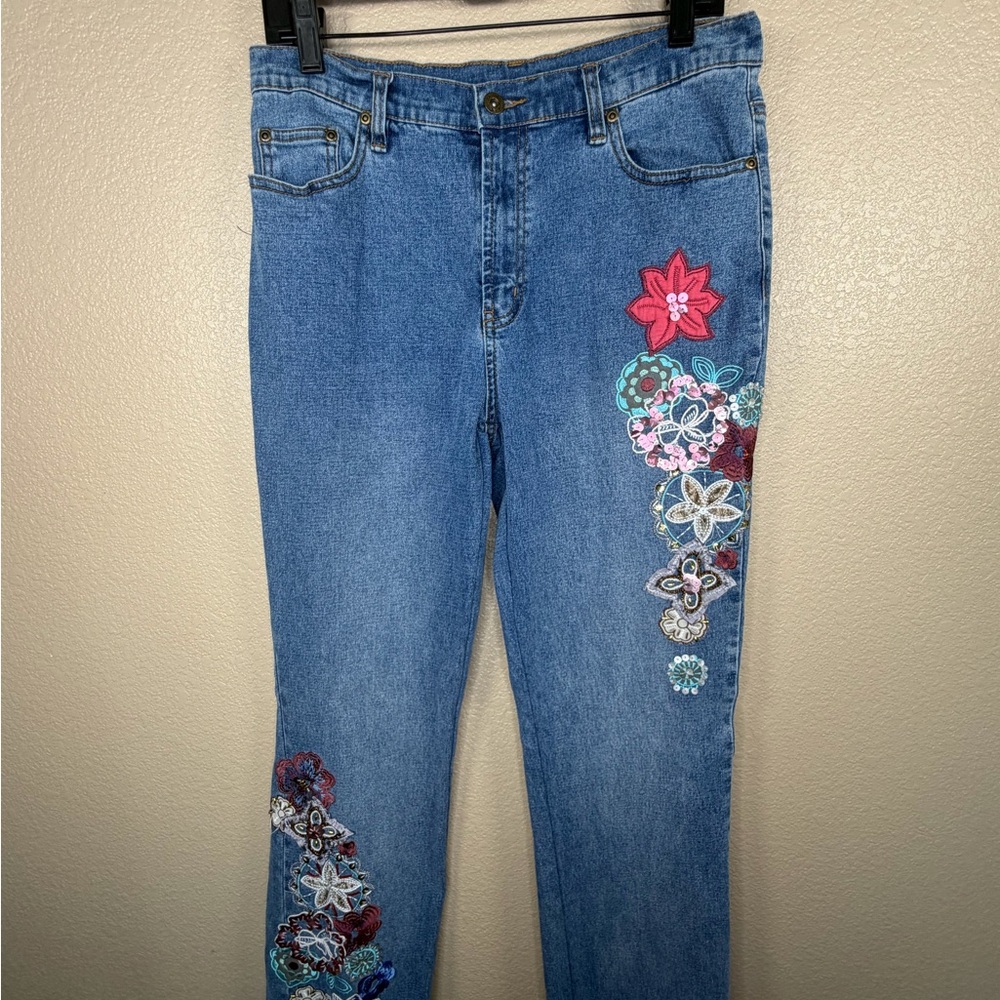 Diane Gilman Blue Straight-Leg Jeans with Multicolor Floral Embroidery